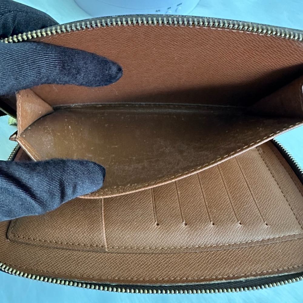 Louis Vuitton Agenda wallet - Picture 7 of 16